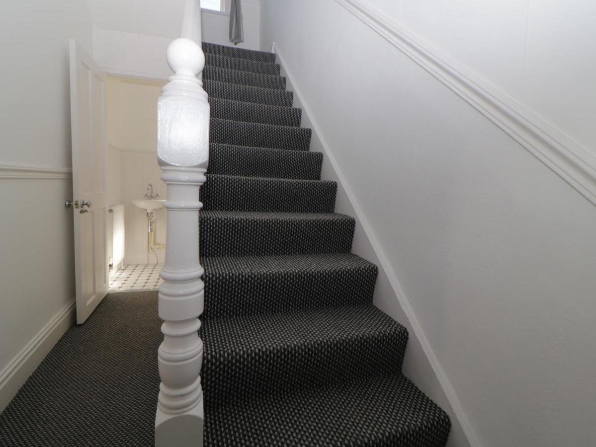 5 Stafford Road Villa Пейнтън Екстериор снимка